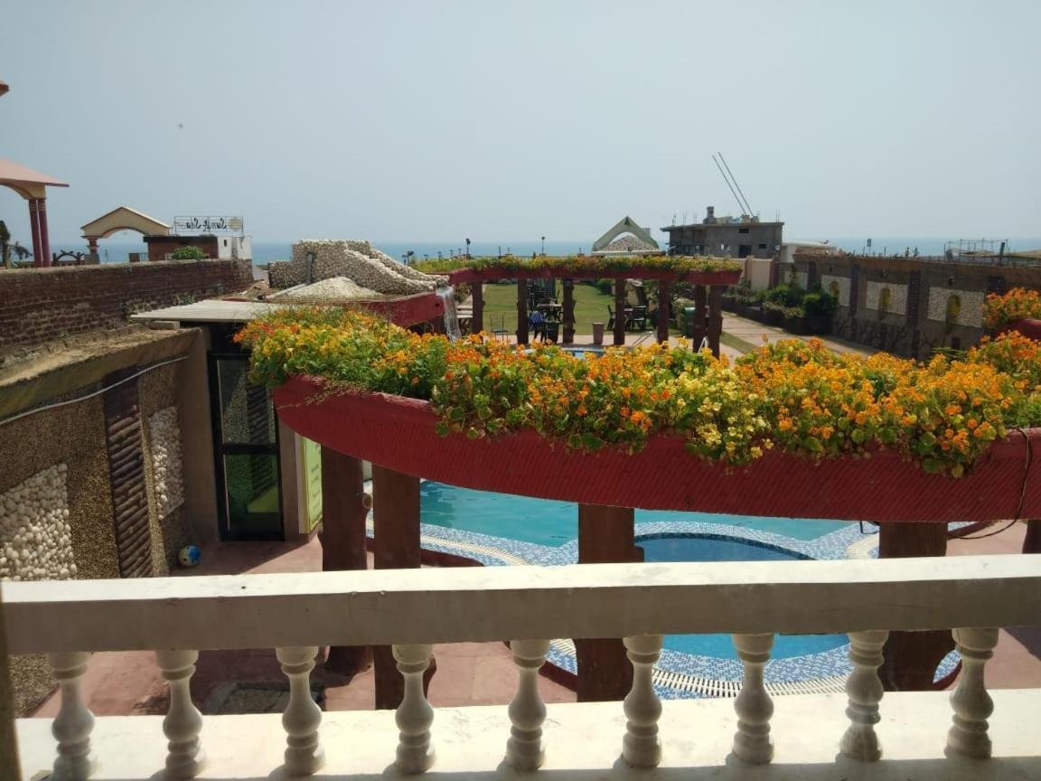 Ashiana Lagoon Puri exterior